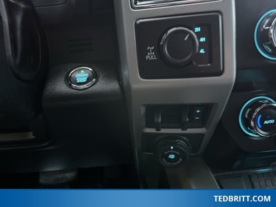 2021 Ford F-250SD Lariat 4WD | Pano Roof | Ultimate Pkg | Black Appear Pkg