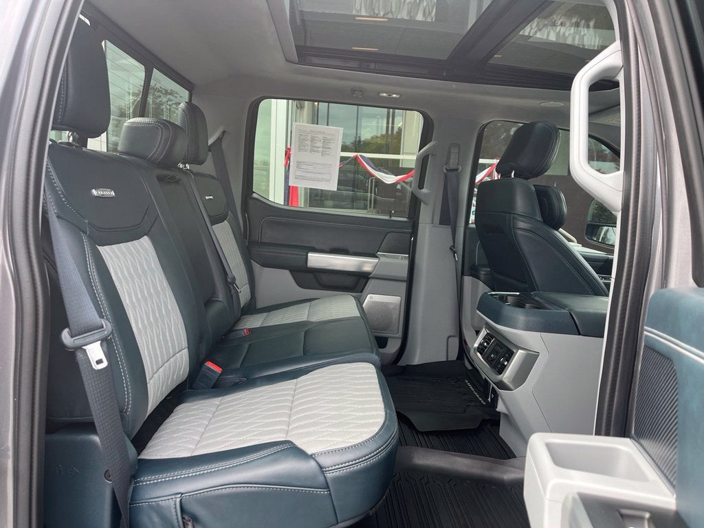 2024 Ford F-350SD Limited 4WD | FX4 Pkg | Pano Roof | HUD | BLIS