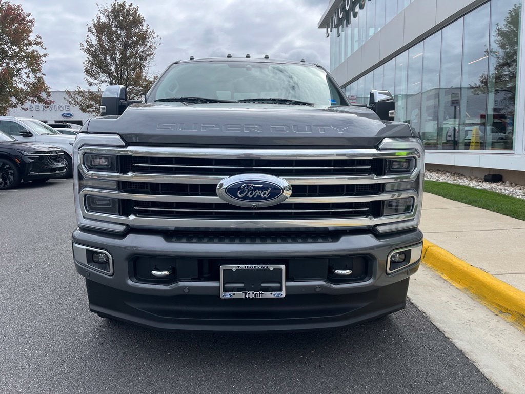 2024 Ford F-350SD Limited 4WD | FX4 Pkg | Pano Roof | HUD | BLIS