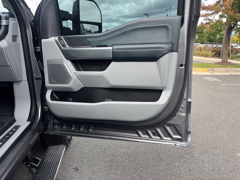2024 Ford F-350SD Limited 4WD | FX4 Pkg | Pano Roof | HUD | BLIS