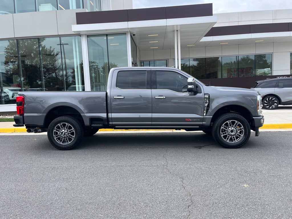 2024 Ford F-350SD Limited 4WD | FX4 Pkg | Pano Roof | HUD | BLIS