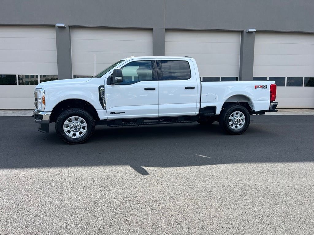 2024 Ford F-350SD XLT 4WD | Sync 4 | CarPlay/Android | Remote Start