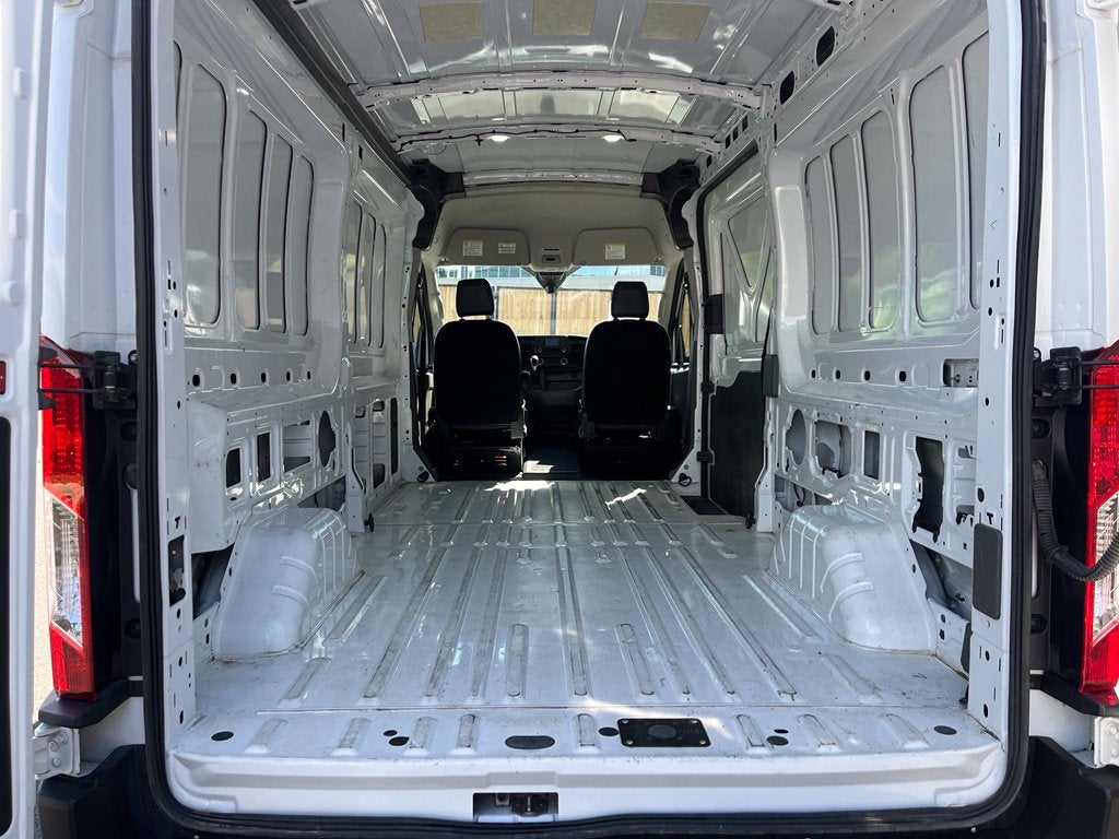 2025 Ford Transit-250 Base Medium Roof Cargo Van | 148" WB