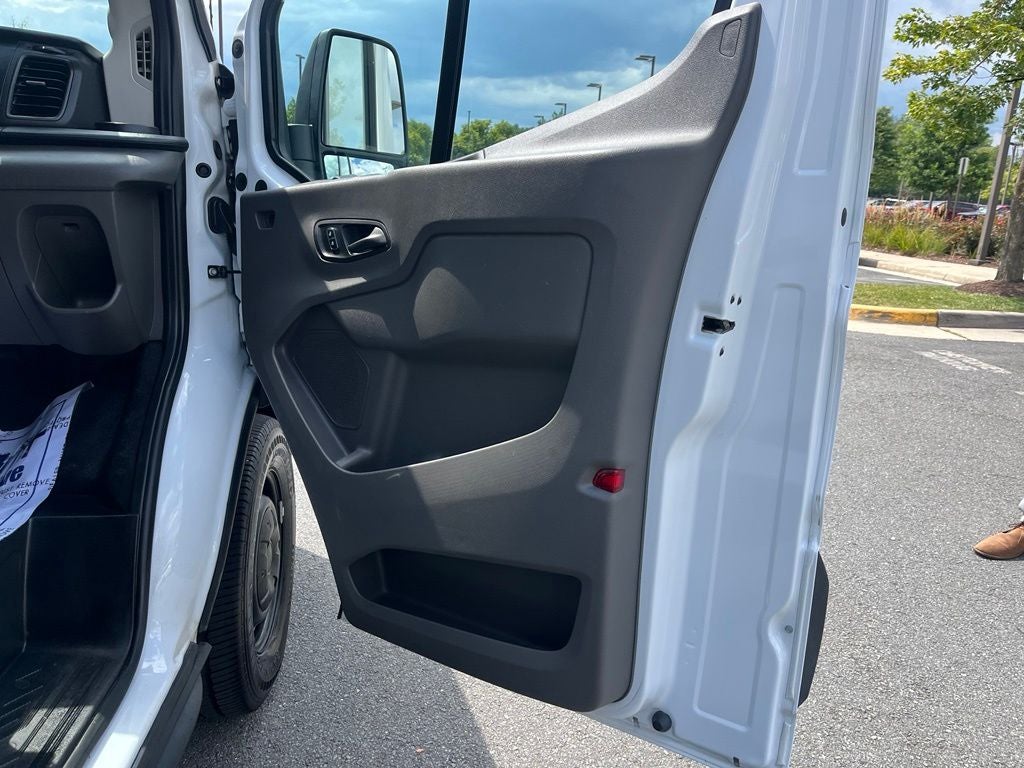2024 Ford Transit-250 Base Medium Roof Cargo Van | 148" WB