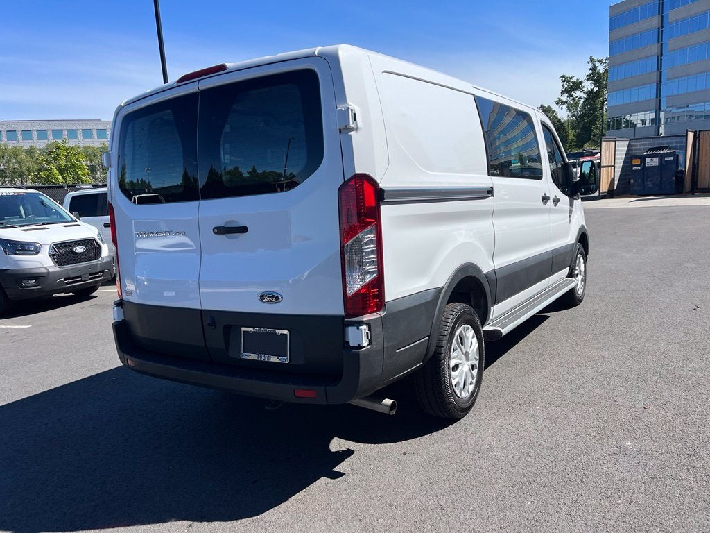 2025 Ford Transit-250 Base Low Roof Cargo Roof | CarPlay/Android Auto