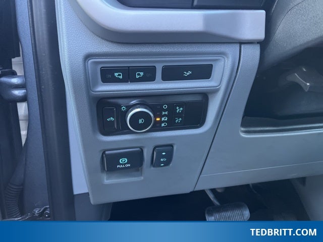 2023 Ford F-150 XLT 4WD | Pano Roof | 360 Cam | BLIS | New Tires