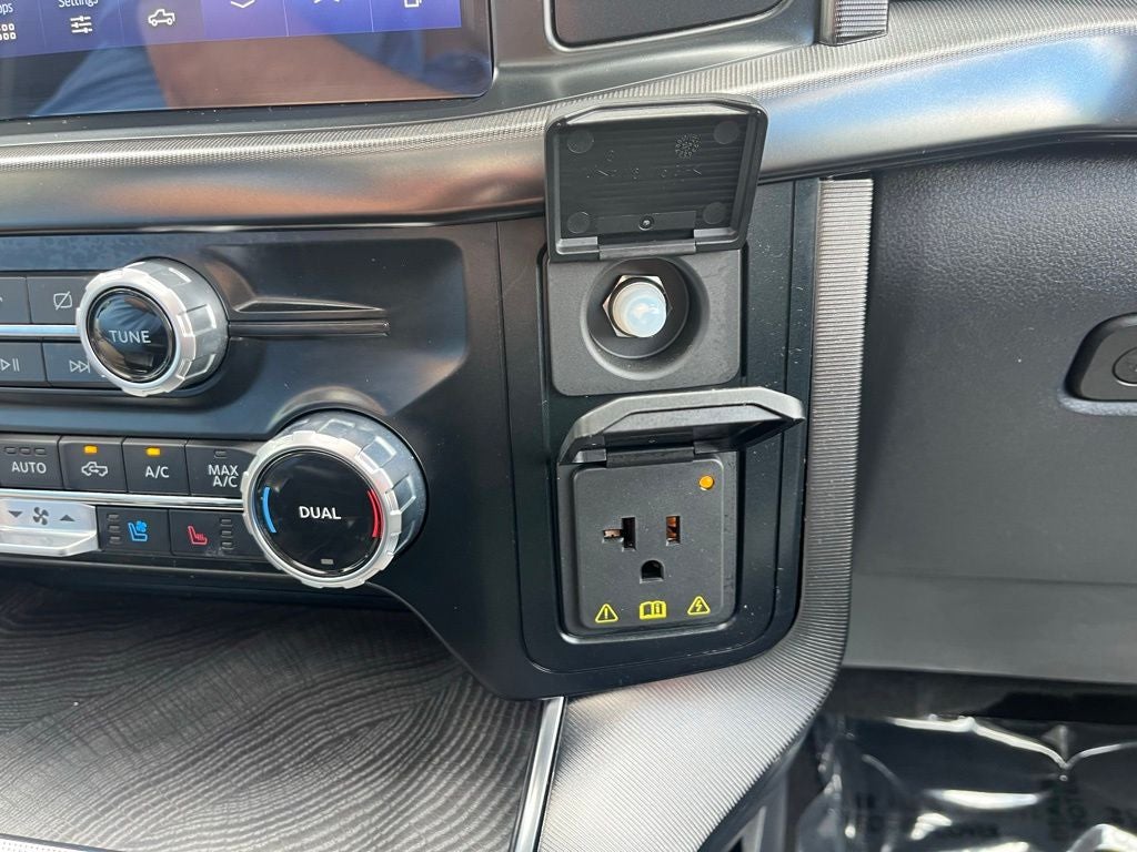 2023 Ford F-150 Platinum 4WD | Pano Roof | 360 Cam | Max Trailer Tow Pkg