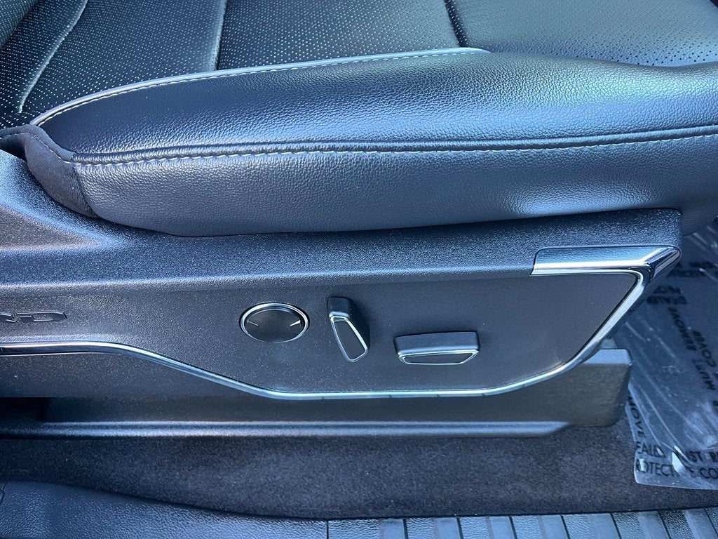 2024 Ford F-150 Lariat 4WD | Pano Roof | 360 Cam | Htd/Vent Seats | BLIS