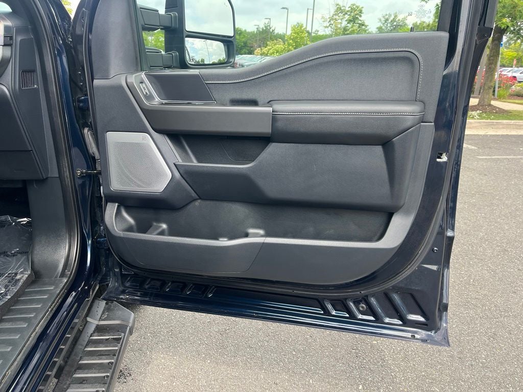 2024 Ford F-150 Lariat 4WD | Pano Roof | 360 Cam | Black Appear Pkg