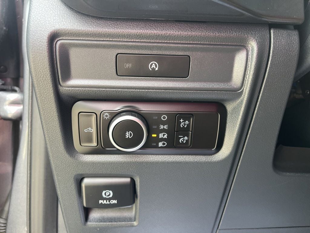 2025 Ford F-150 XL 4WD