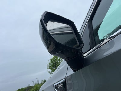 2023 GMC Yukon SLT 4WD | Dual Moonroof | 22" Gloss Black Wheels