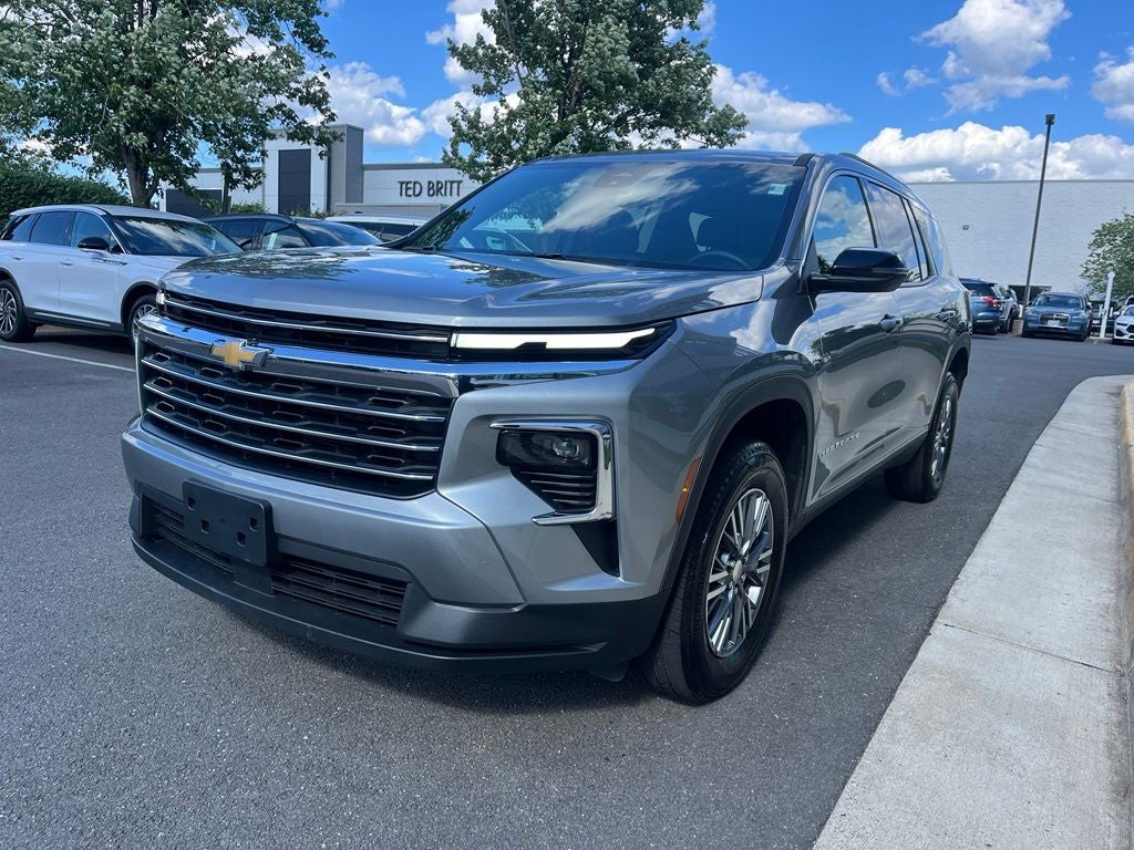 2026 Chevrolet Traverse LT | Remote Start | BLIS | Heated Front Seats |