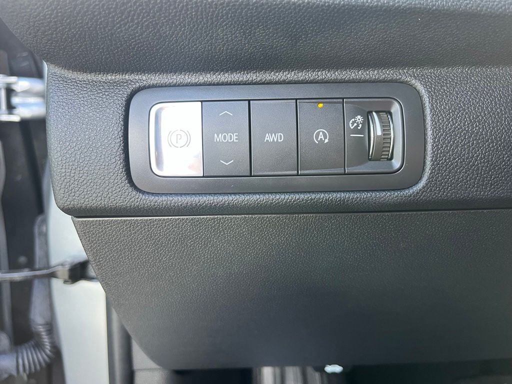 2026 Chevrolet Traverse LT | Remote Start | BLIS | Heated Front Seats |
