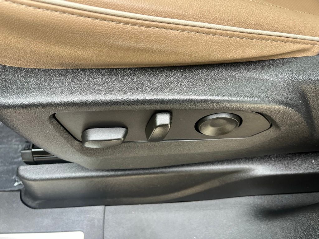 2022 Chevrolet Tahoe Premier 4WD | Pano Roof | BLIS | Max Trailering Pkg