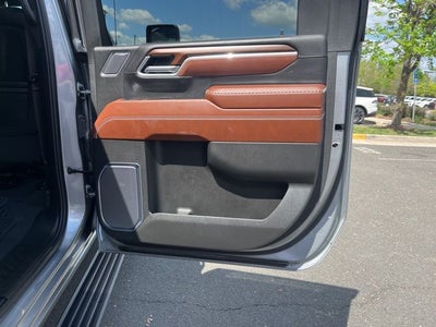2025 GMC Sierra 2500HD Denali Ultimate 4WD | Gooseneck/5th Wheel Package