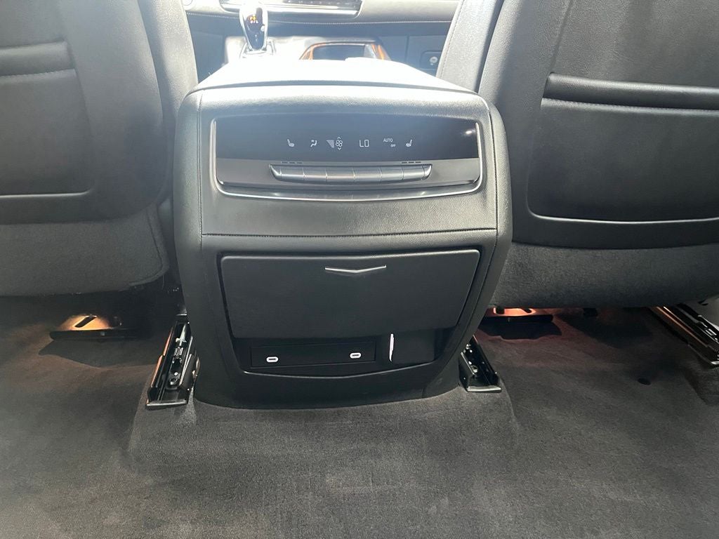 2024 Cadillac Escalade Premium Luxury AWD | Pano Roof | 360 Cam | BLIS | HUD