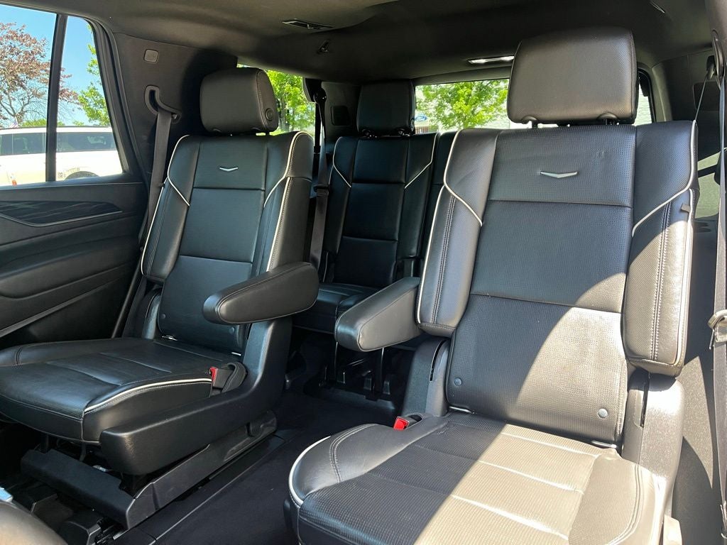 2022 Cadillac Escalade Sport 4WD | Touring Pkg | Rear Media Pkg | Supercruise