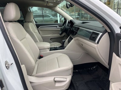 2021 Volkswagen Atlas 3.6L V6 SE w/Technology R-Line AWD | Moonroof | BLIS