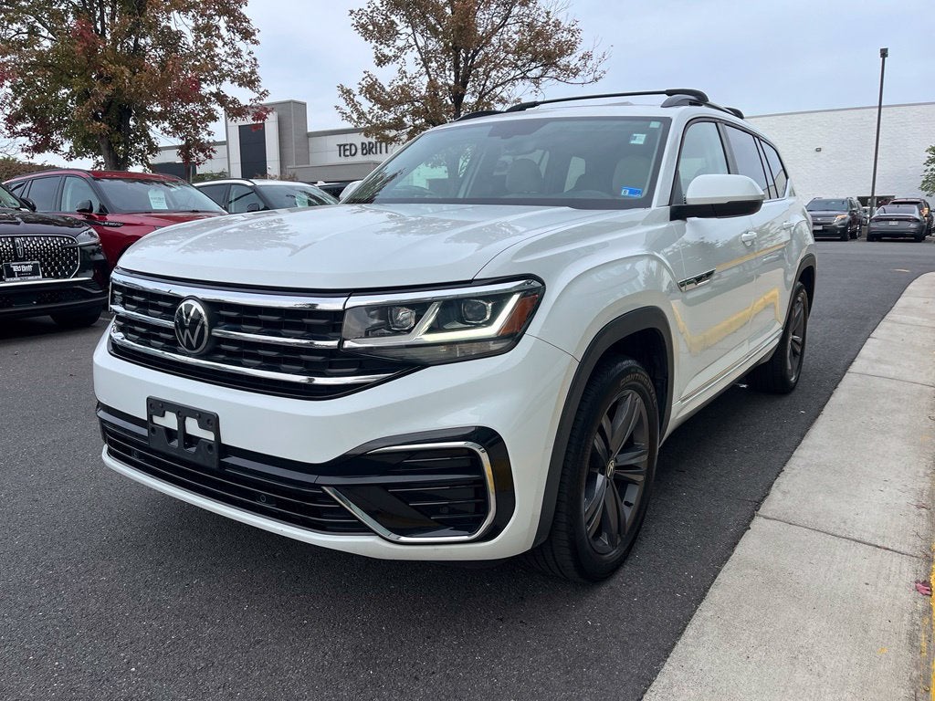 2021 Volkswagen Atlas 3.6L V6 SE w/Technology R-Line AWD | Moonroof | BLIS