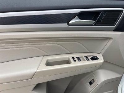 2021 Volkswagen Atlas 3.6L V6 SE w/Technology R-Line AWD | Moonroof | BLIS