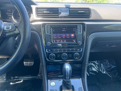 2018 Volkswagen Passat 3.6L V6 GT | BLIS | Pano Roof | Heated Seats | Leather