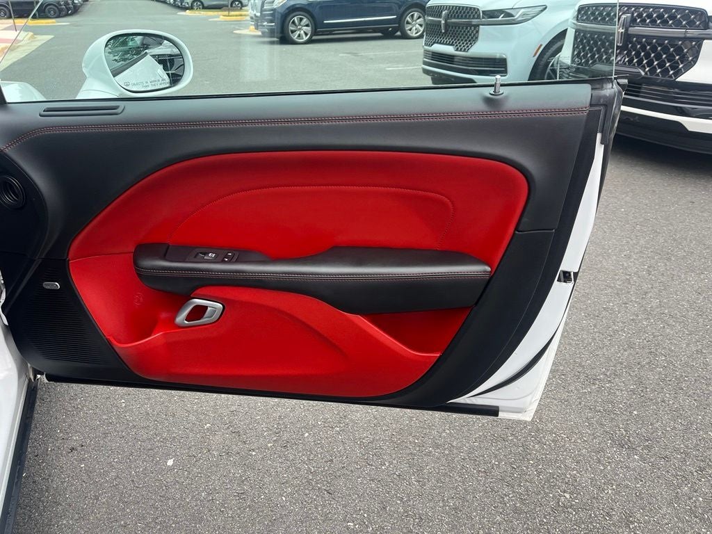2020 Dodge Challenger R/T | Plus Pkg | Driver Convenience Group | Shaker Pkg