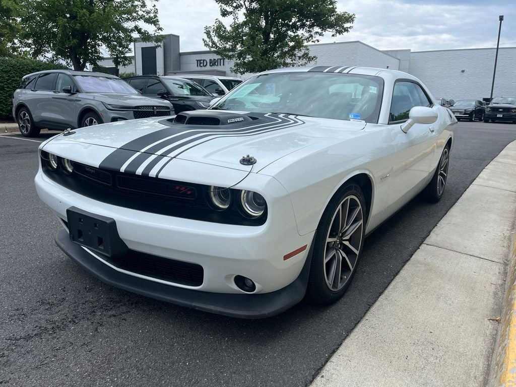 2020 Dodge Challenger R/T | Plus Pkg | Driver Convenience Group | Shaker Pkg