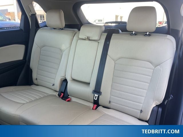 2024 Ford Edge SE AWD | BLIS | Co-Pilot360 | CarPlay & Android Auto