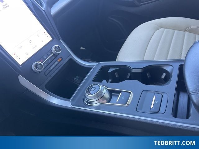 2024 Ford Edge SE AWD | BLIS | Co-Pilot360 | CarPlay & Android Auto