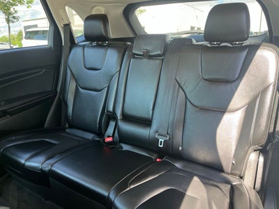 2022 Ford Edge Titanium AWD | Pano Roof | BLIS | Trailer Tow Pkg
