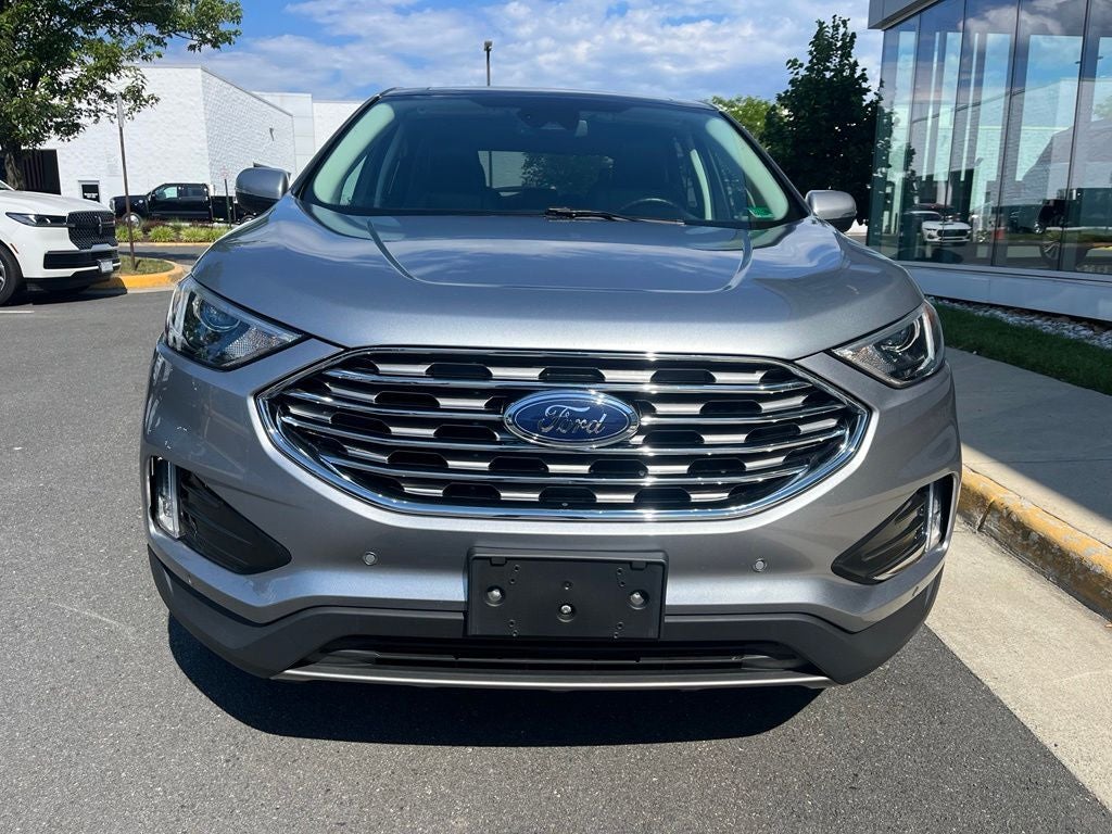 2022 Ford Edge Titanium AWD | Pano Roof | BLIS | Trailer Tow Pkg