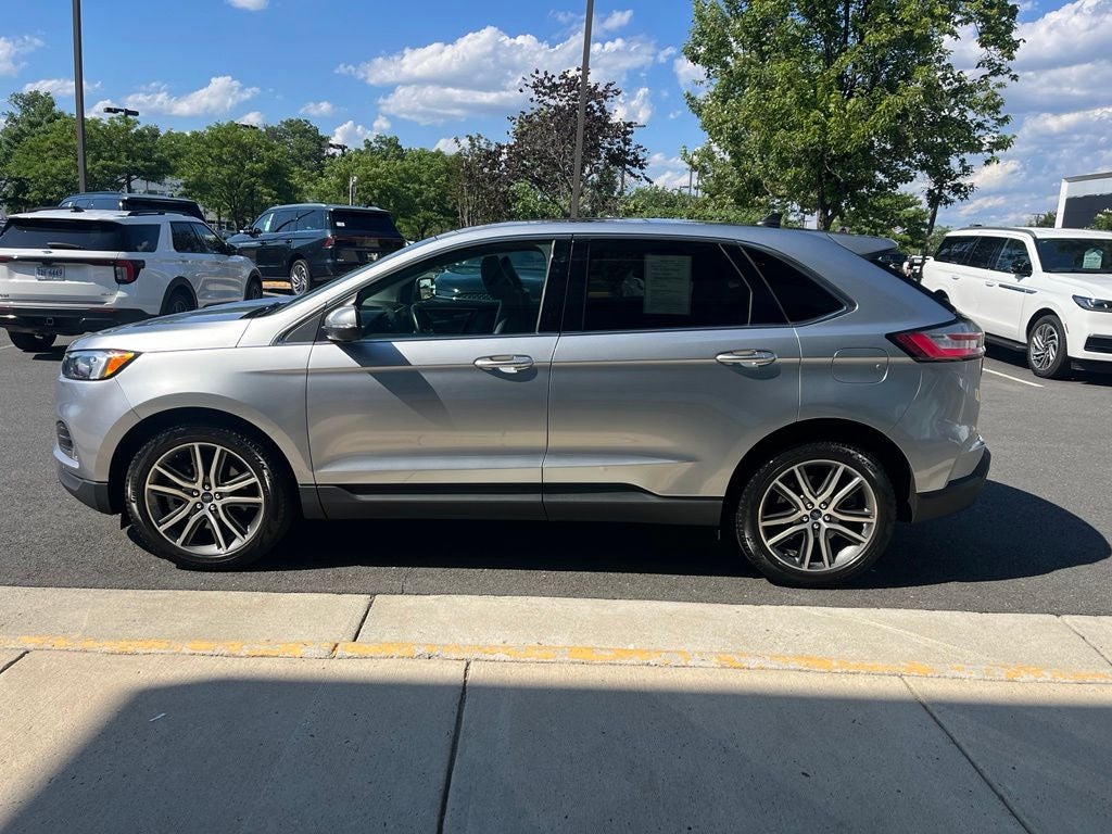 2022 Ford Edge Titanium AWD | Pano Roof | BLIS | Trailer Tow Pkg