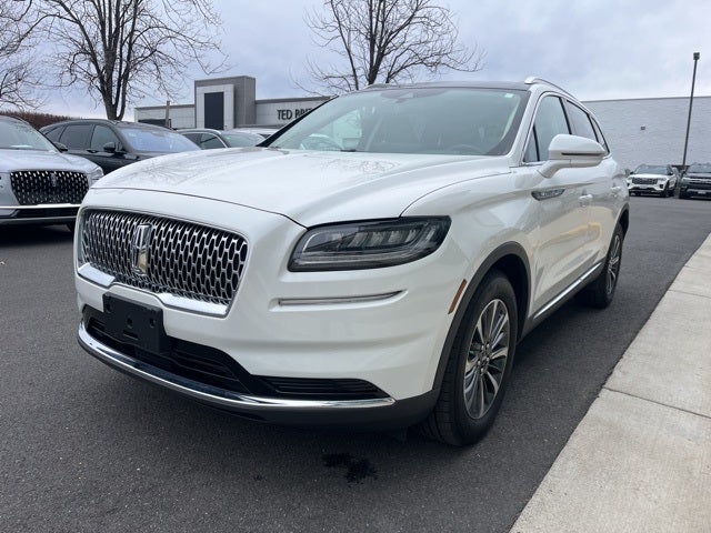 2022 Lincoln Nautilus Reserve AWD | Pano Roof | BLIS | HTD/ Vent Front Seats