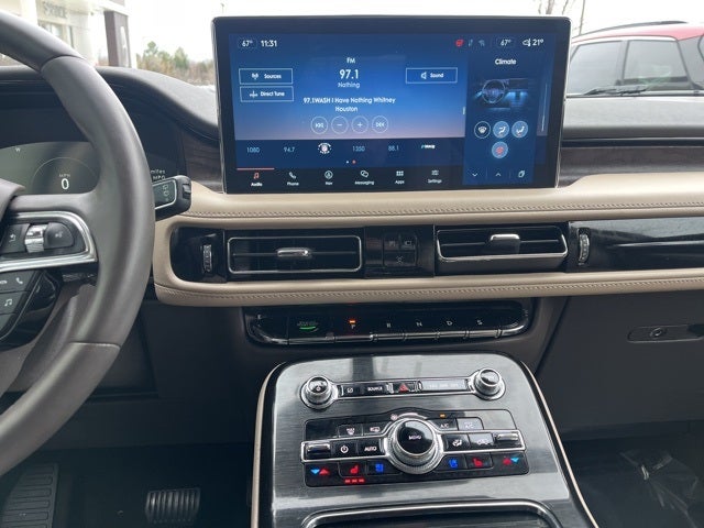 2022 Lincoln Nautilus Reserve AWD | Pano Roof | BLIS | HTD/ Vent Front Seats