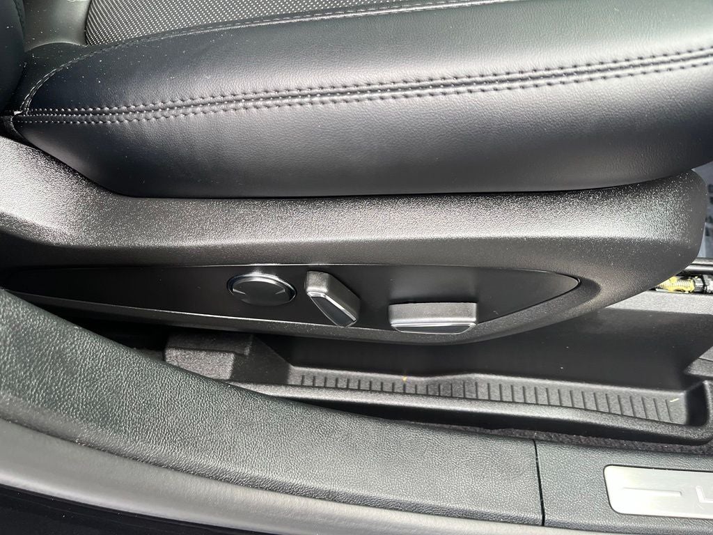 2023 Lincoln Nautilus Reserve AWD | Pano Roof | 360 Cam | BLIS
