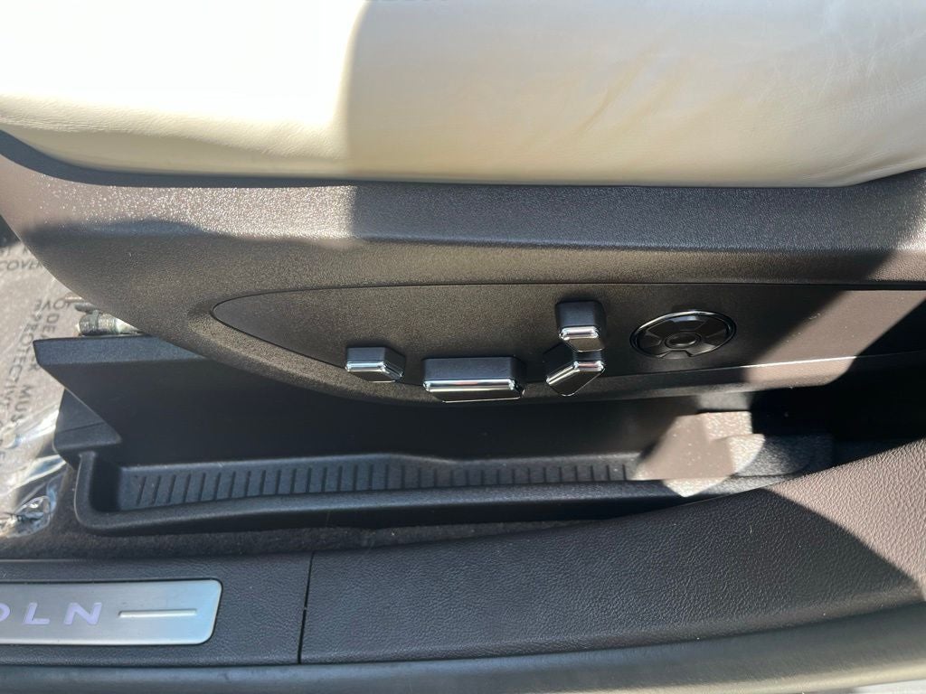2023 Lincoln Nautilus Black Label AWD | Pano Roof | 360 Cam | BLIS | Chalet Theme