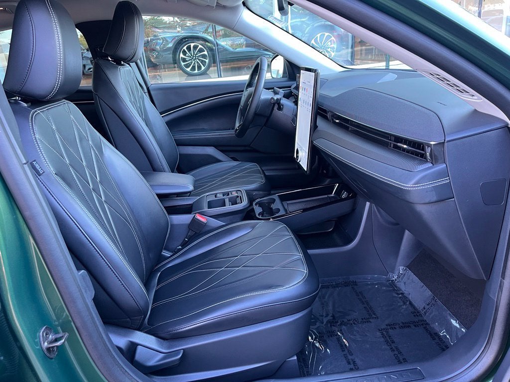 2025 Ford Mustang Mach-E Select AWD | 360 Cam | BLIS | BlueCruise Equip