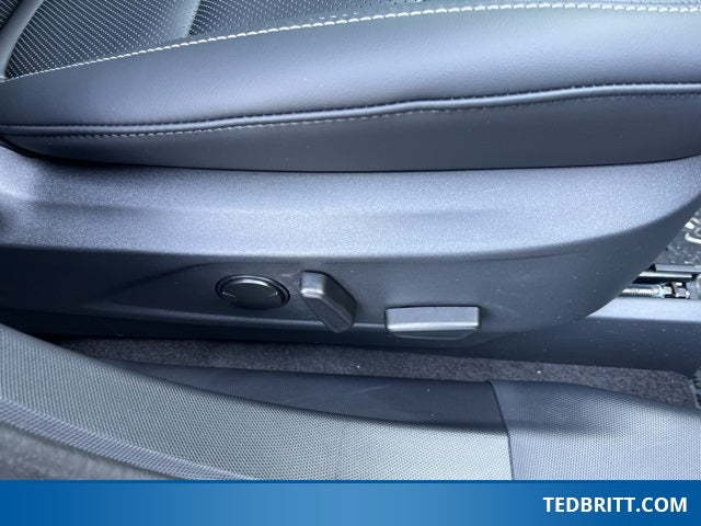 2025 Ford Mustang Mach-E Premium AWD | Glass Roof | 360 Cam | Heated Seats