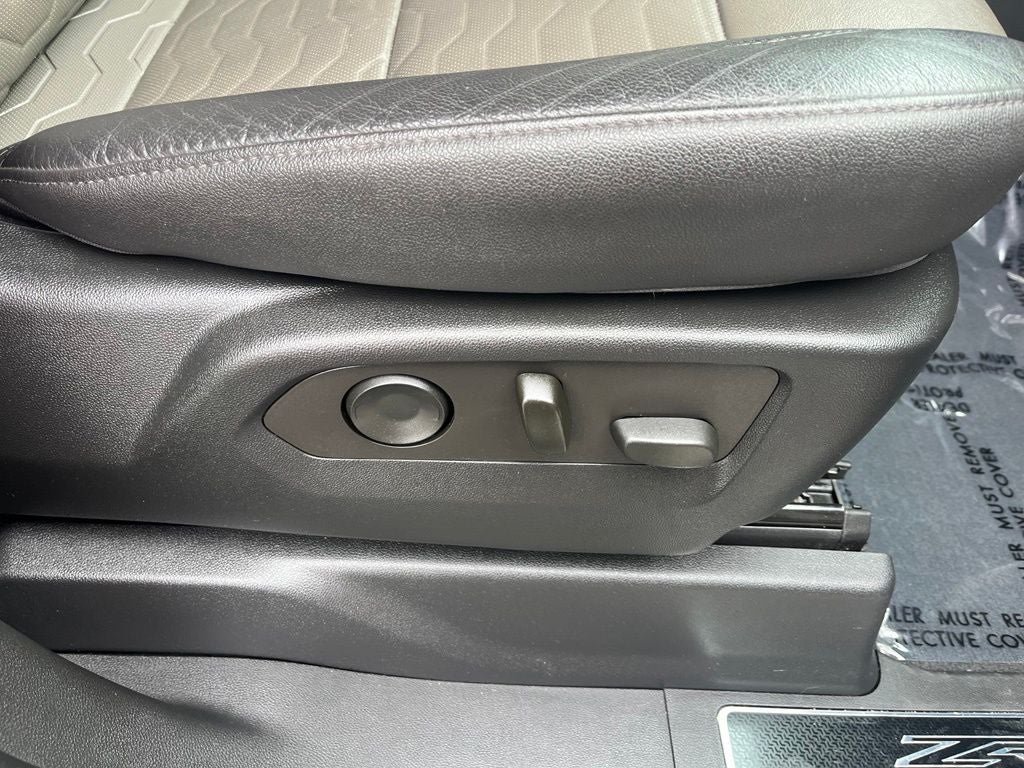2022 Chevrolet Silverado 1500 ZR2 4WD | Moonroof | 360 Cam | BLIS