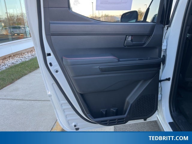 2024 Toyota Tacoma Hybrid TRD Pro 4WD | Moonroof | BLIS | Roof Racks