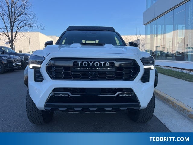 2024 Toyota Tacoma Hybrid TRD Pro 4WD | Moonroof | BLIS | Roof Racks