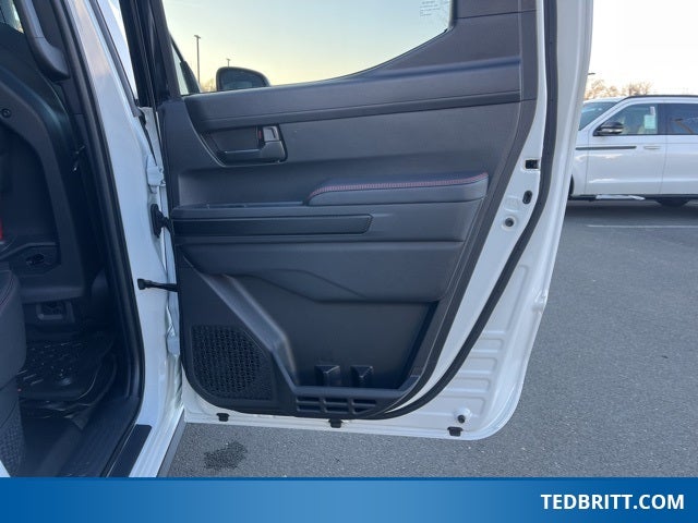 2024 Toyota Tacoma Hybrid TRD Pro 4WD | Moonroof | BLIS | Roof Racks