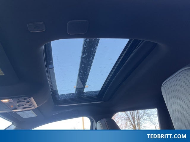 2024 Toyota Tacoma Hybrid TRD Pro 4WD | Moonroof | BLIS | Roof Racks