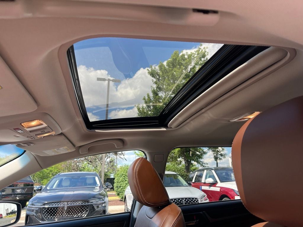 2018 Subaru Outback 2.5i Touring | Power Moonroof | BLIS | Adaptive Cruise