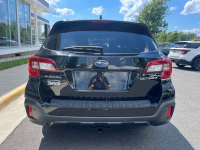 2018 Subaru Outback 2.5i Touring | Power Moonroof | BLIS | Adaptive Cruise