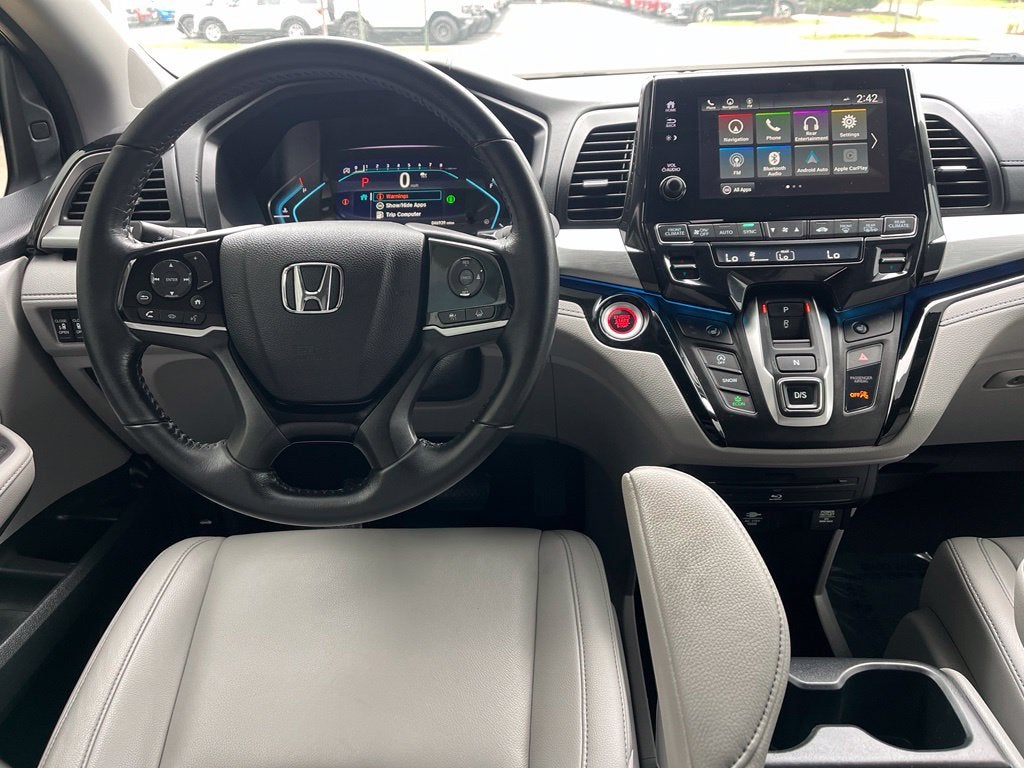 2021 Honda Odyssey Touring | Nav | Moonroof | BLIS | Heated Seats