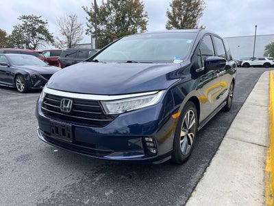 2021 Honda Odyssey Touring | Nav | Moonroof | BLIS | Heated Seats