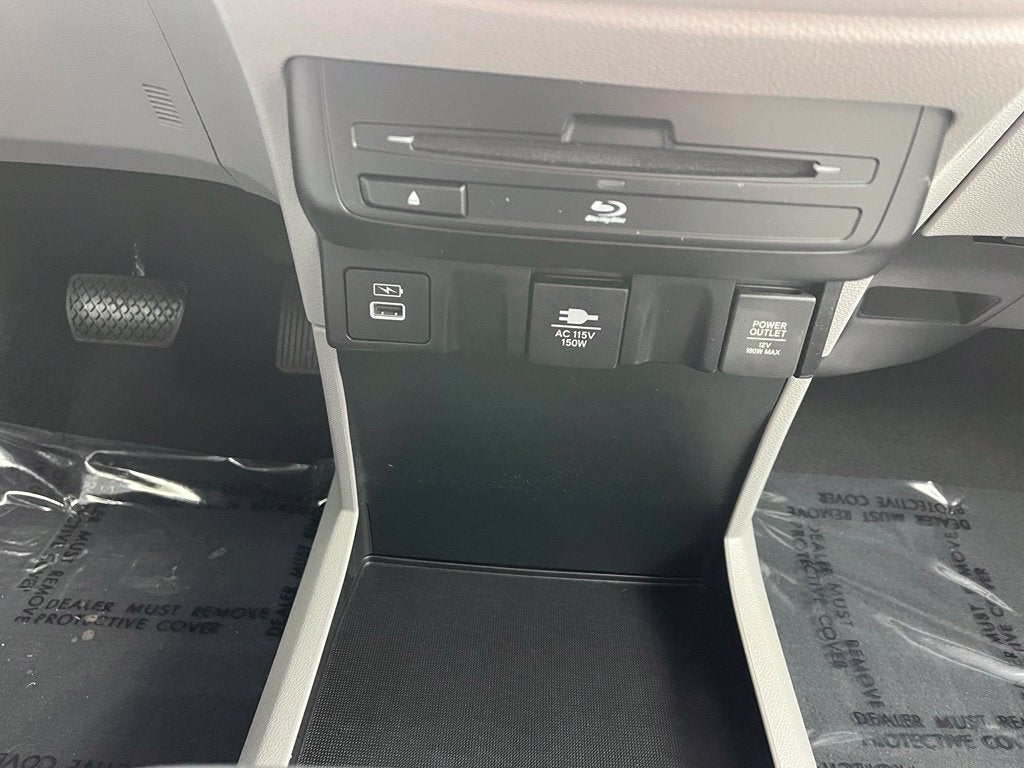 2021 Honda Odyssey Touring | Nav | Moonroof | BLIS | Heated Seats