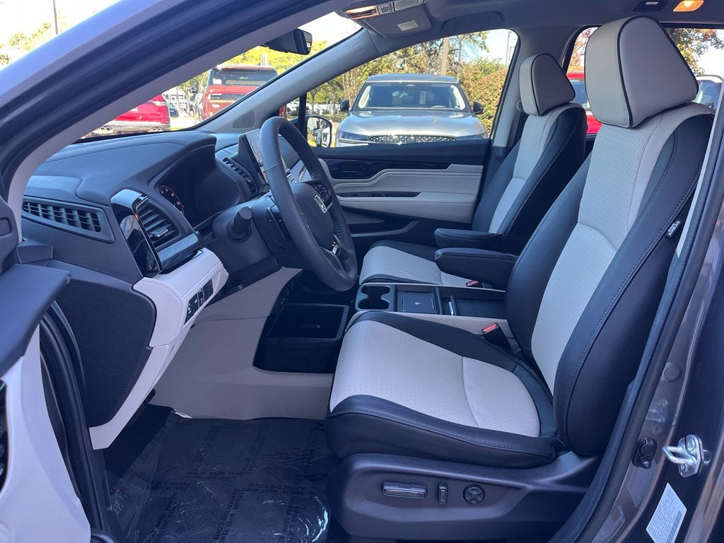 2026 Honda Odyssey Elite | Moonroof | Htd/Vent Seats | LKAS | BLIS