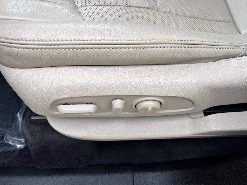 2019 Buick Enclave Premium Group AWD | Moonroof | Htd/Vent Seats